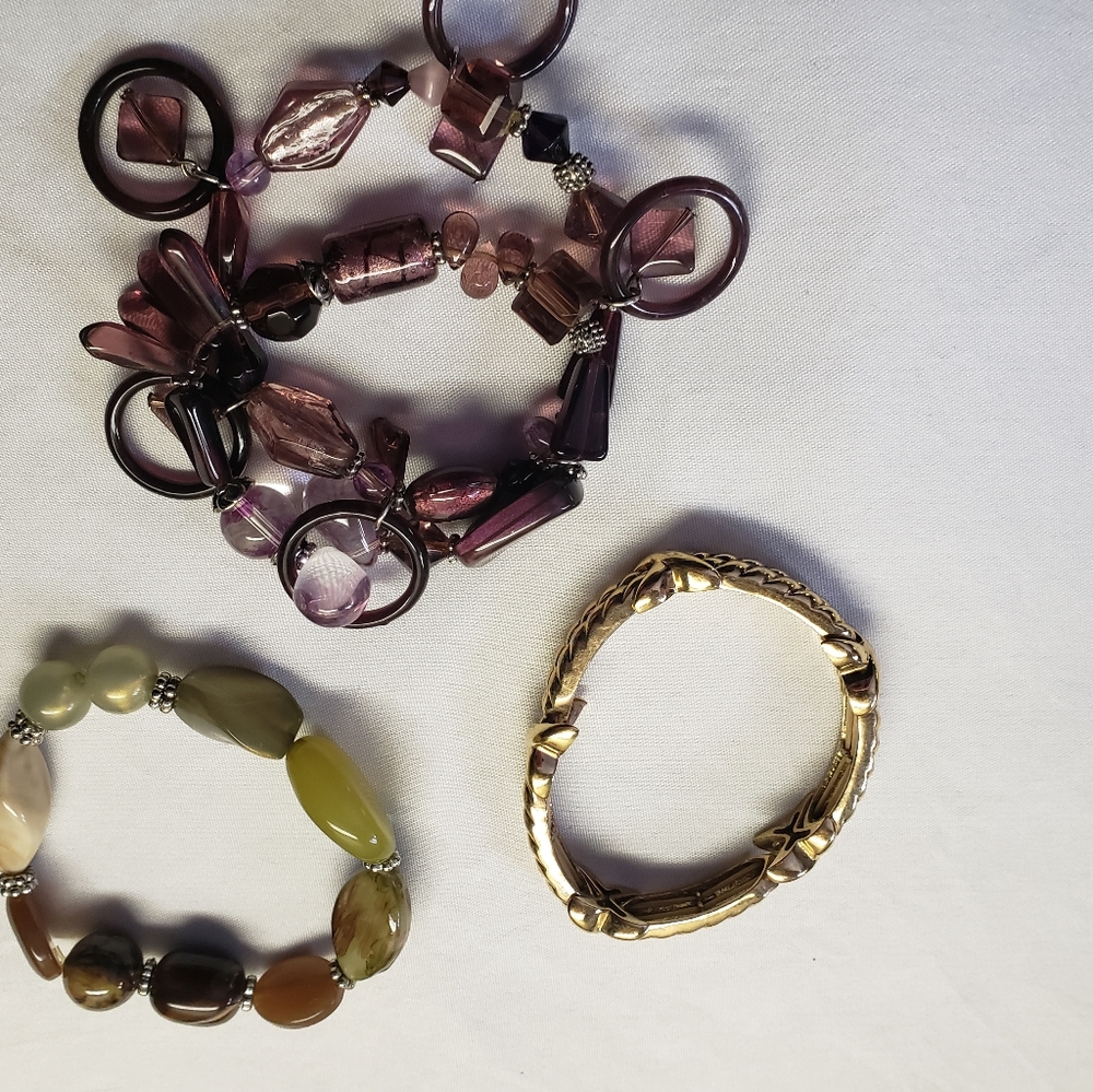 3 bracelet in various colors